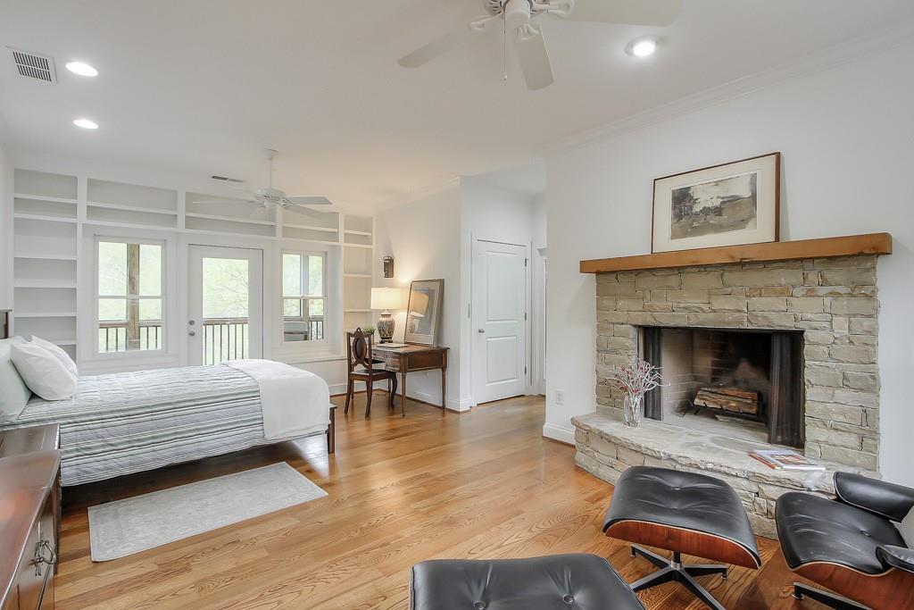 3981 Paces Ferry Drive SE