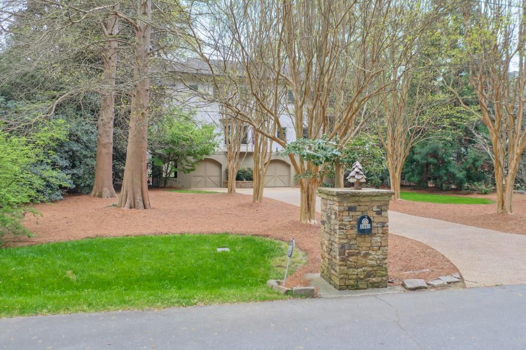 3981 Paces Ferry Drive SE