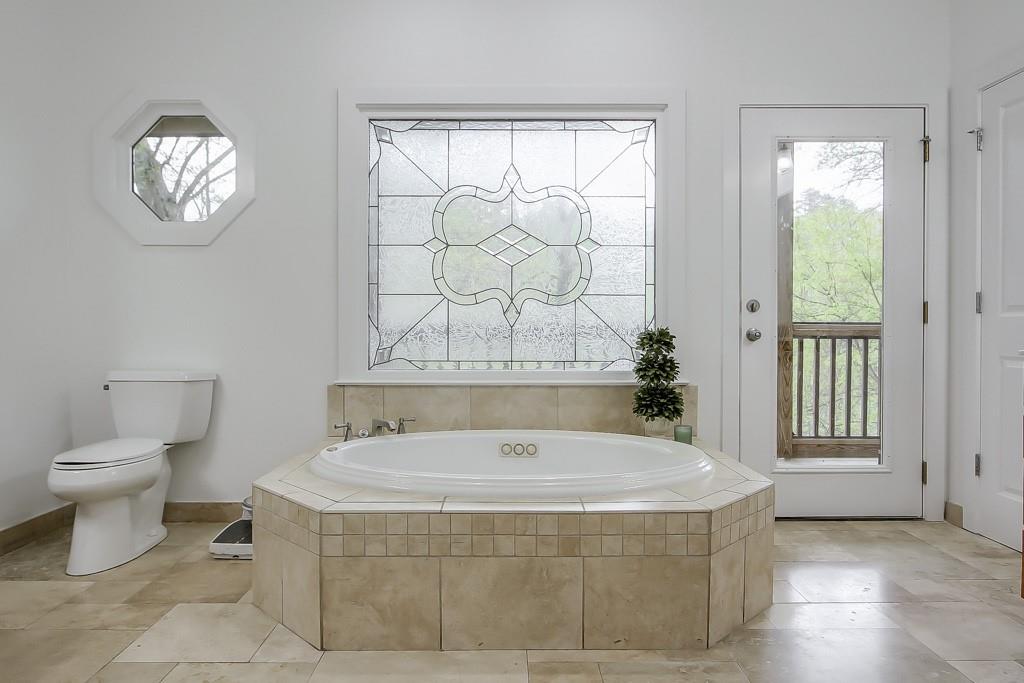 3981 Paces Ferry Drive SE