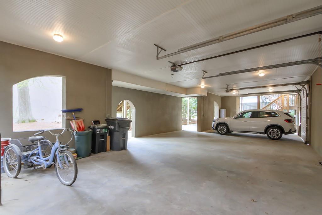 3981 Paces Ferry Drive SE