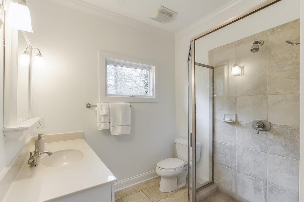 3981 Paces Ferry Drive SE