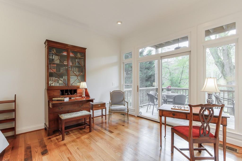 3981 Paces Ferry Drive SE