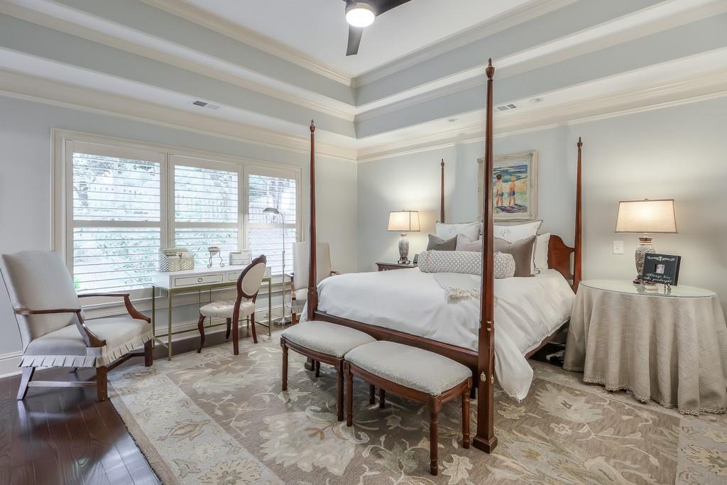 2111 Bungalow Park Drive