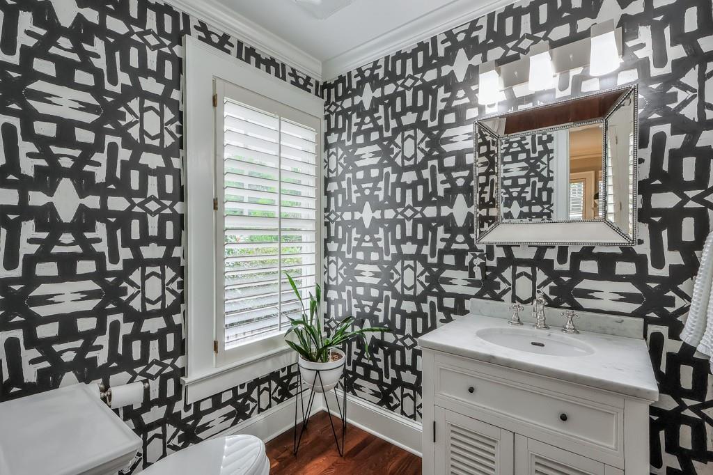 3269 W Shadowlawn Avenue NE