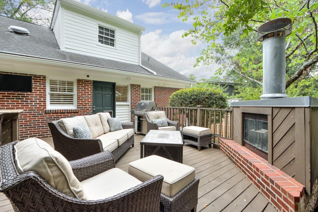 3269 W Shadowlawn Avenue NE