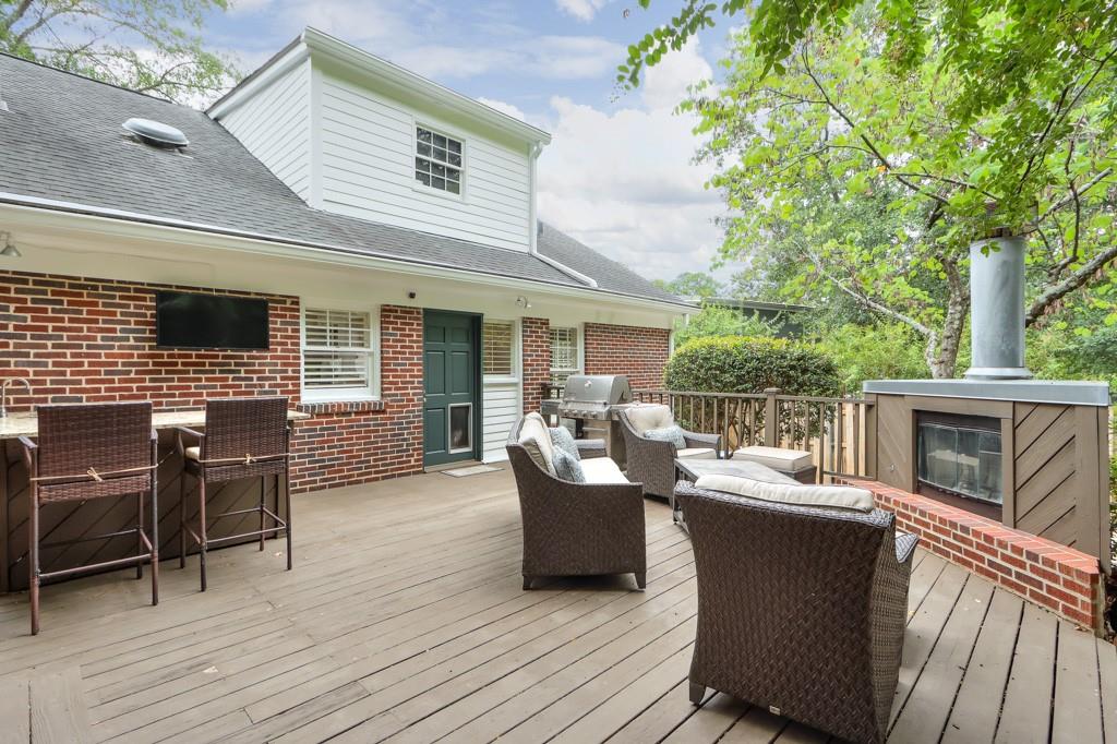 3269 W Shadowlawn Avenue NE