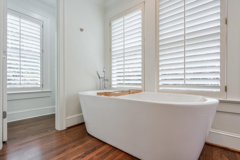 3269 W Shadowlawn Avenue NE