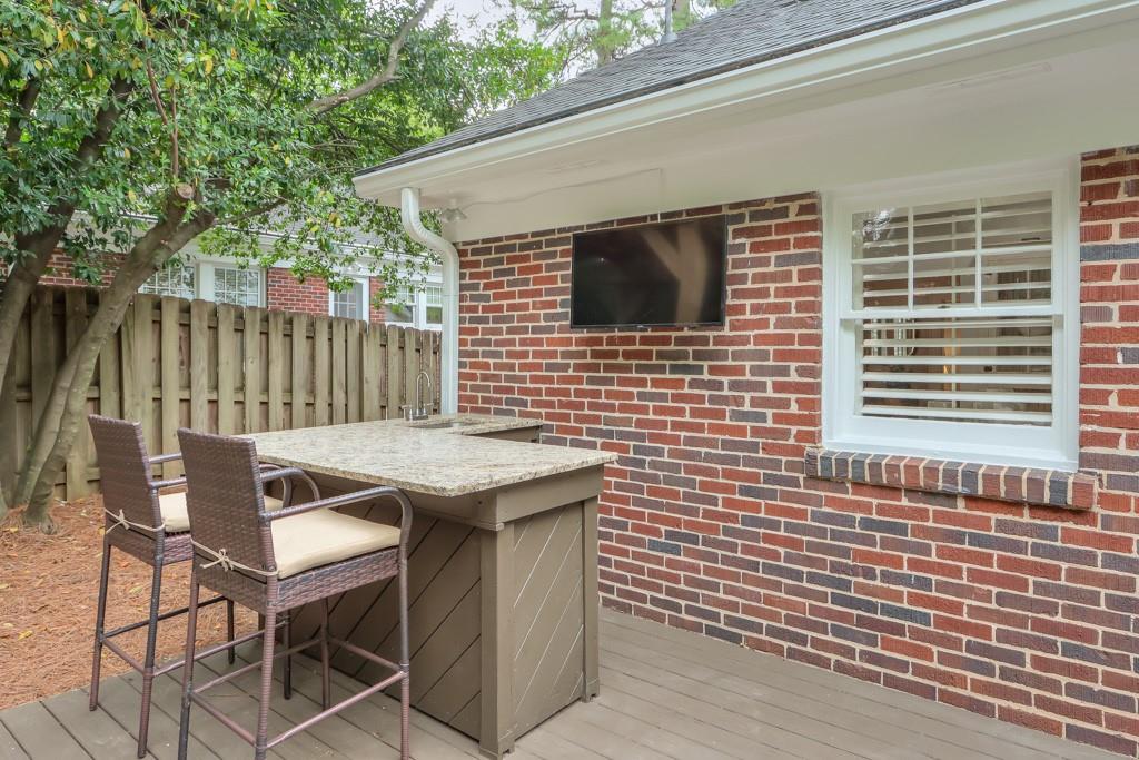 3269 W Shadowlawn Avenue NE