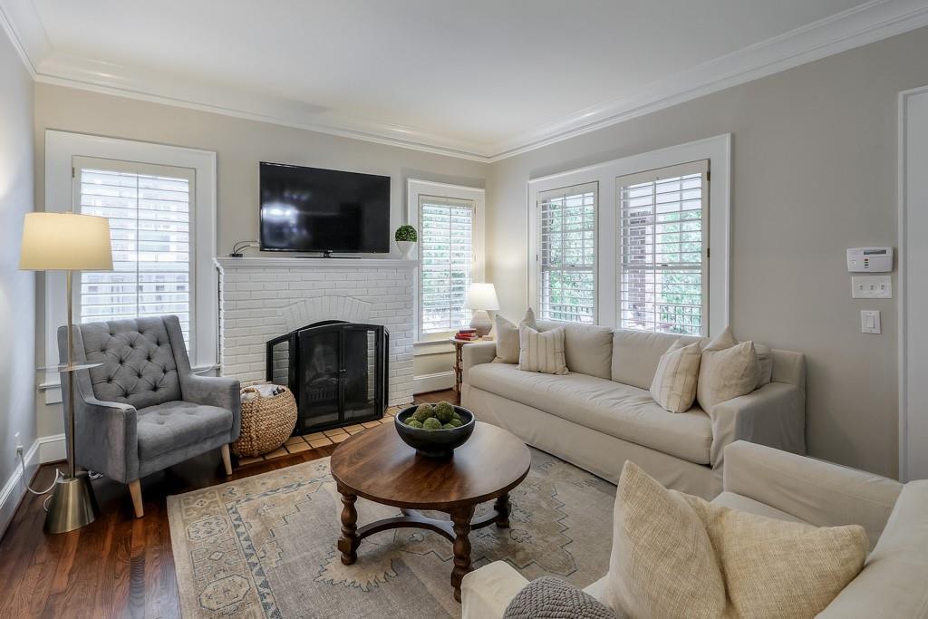 3269 W Shadowlawn Avenue NE