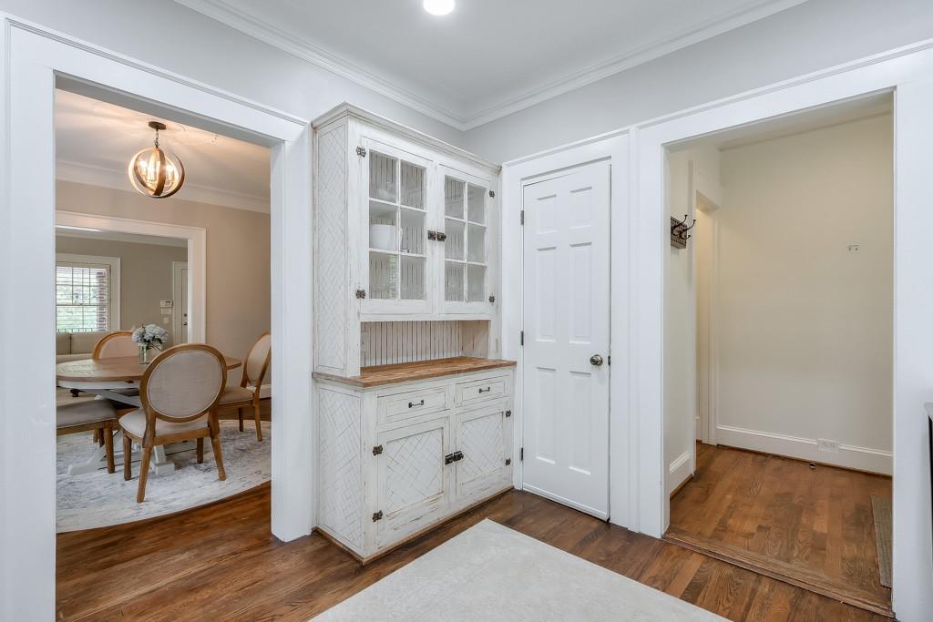 3269 W Shadowlawn Avenue NE