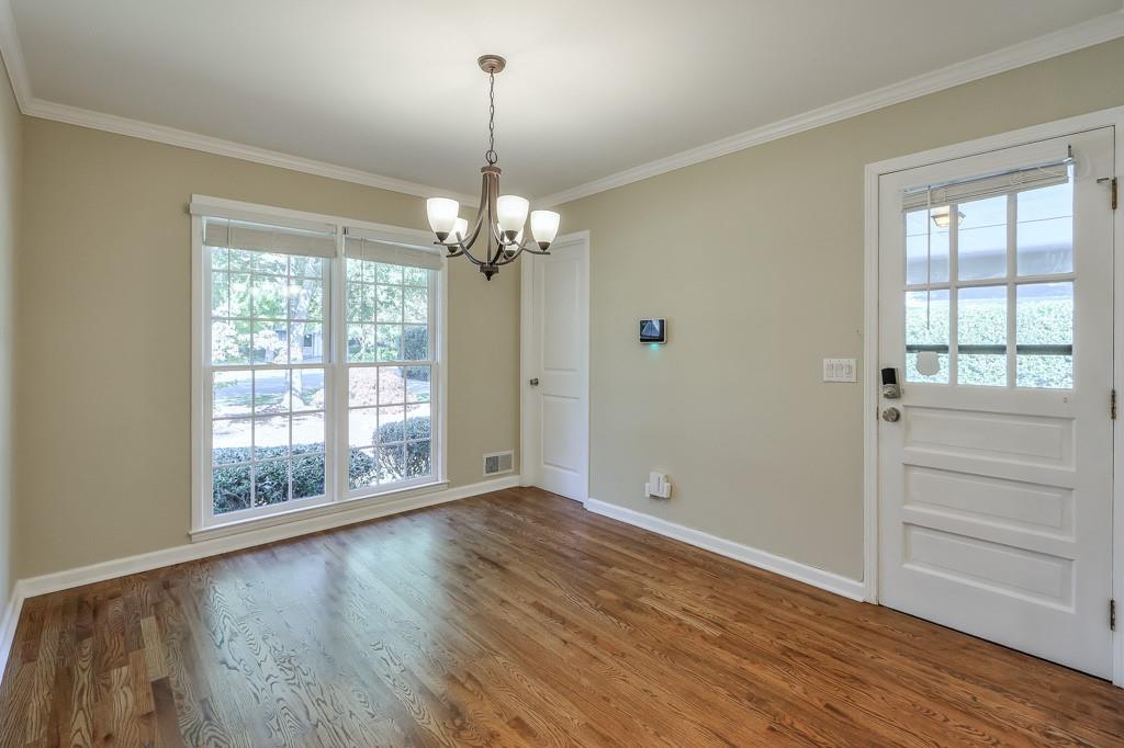 705 Grove Parkway SE