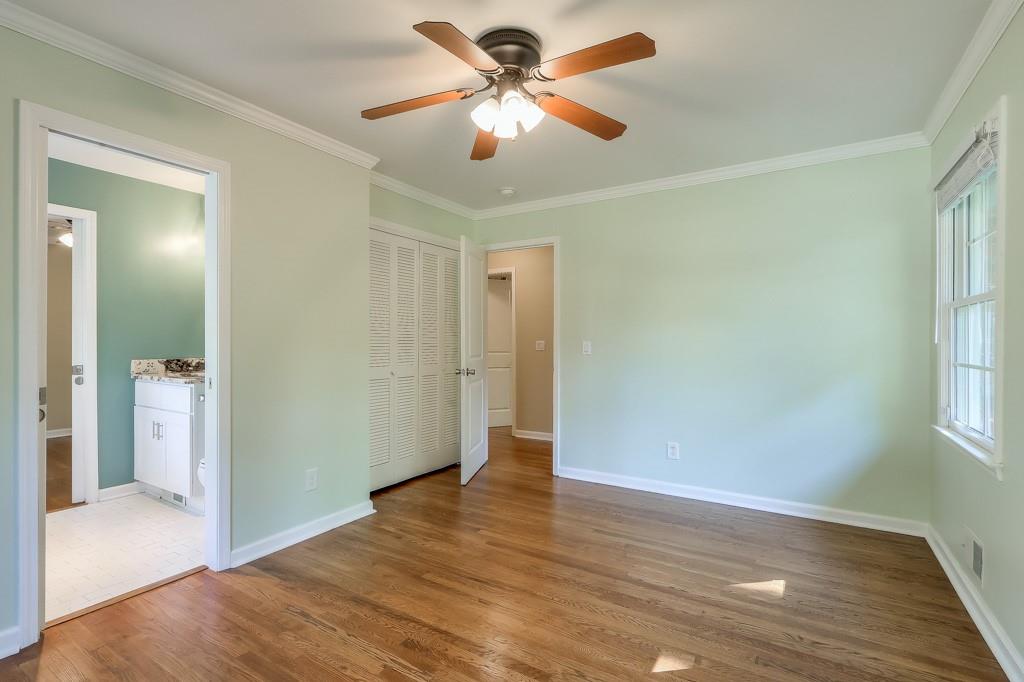 705 Grove Parkway SE