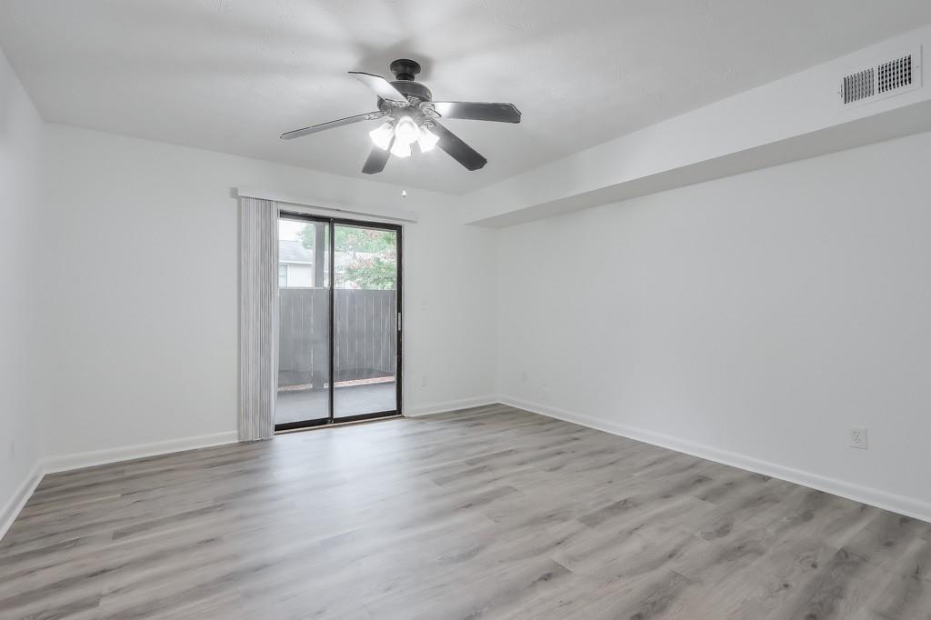 320 Park Ridge Circle