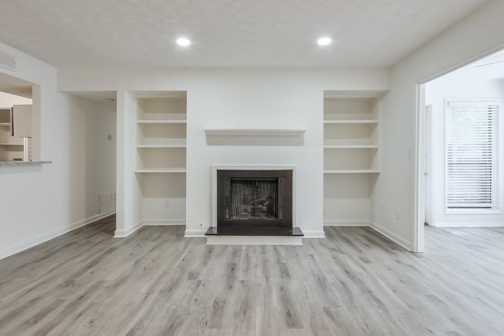 320 Park Ridge Circle