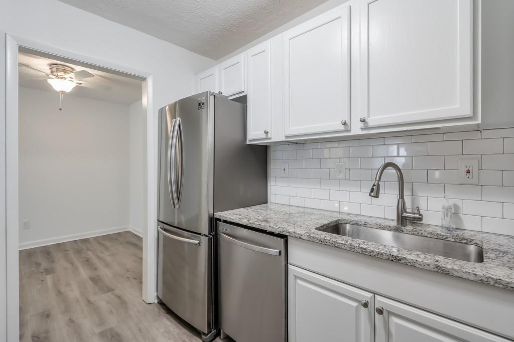 320 Park Ridge Circle