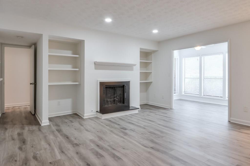 320 Park Ridge Circle