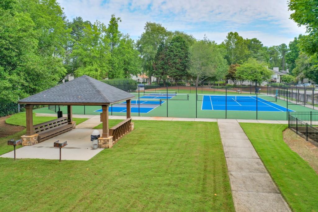 320 Park Ridge Circle