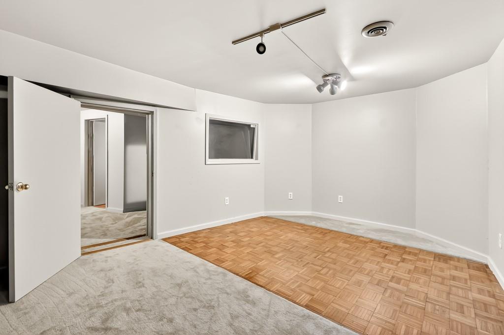 4619 Villa Chase Drive NE