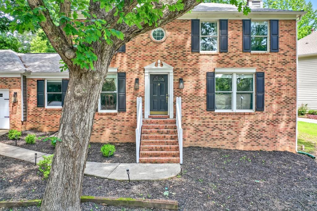 4619 Villa Chase Drive NE