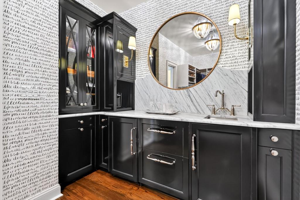 6470 Long Island Drive NW