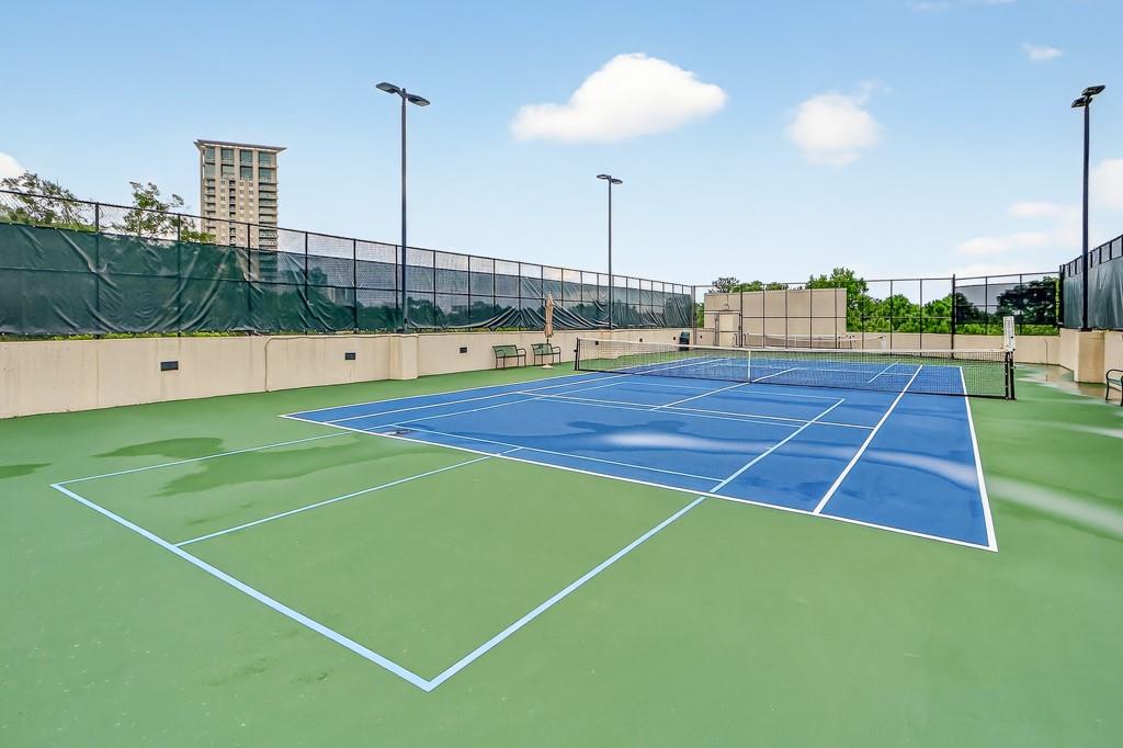 2795 Peachtree Road NE Unit 1801