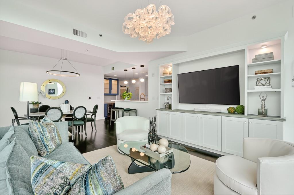 2795 Peachtree Road NE Unit 1801