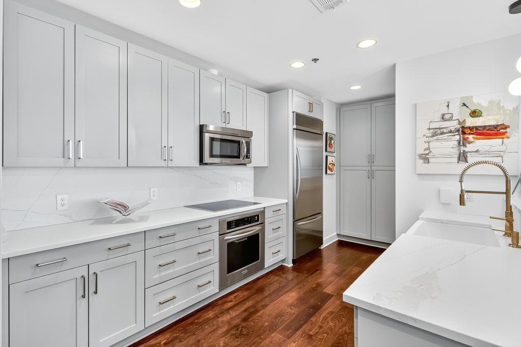 2795 Peachtree Road NE Unit 1801