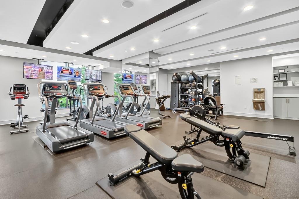 2795 Peachtree Road NE Unit 1801