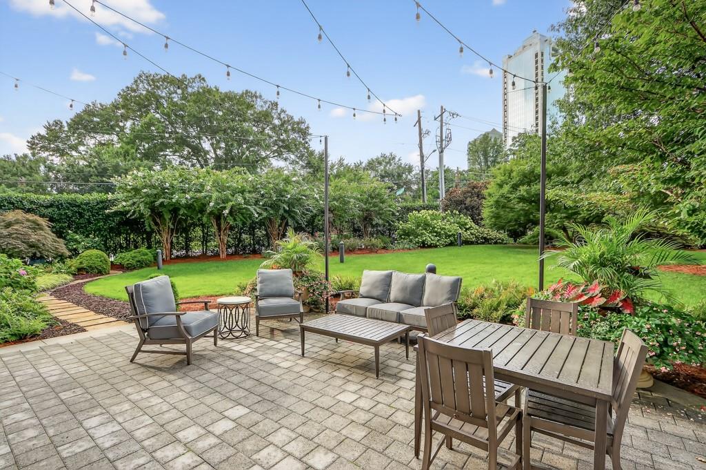 2795 Peachtree Road NE Unit 1801