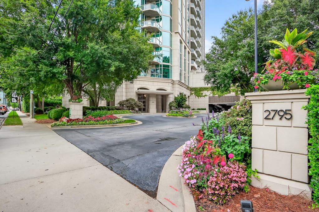 2795 Peachtree Road NE Unit 1801