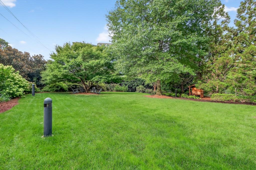 2795 Peachtree Road NE Unit 1801