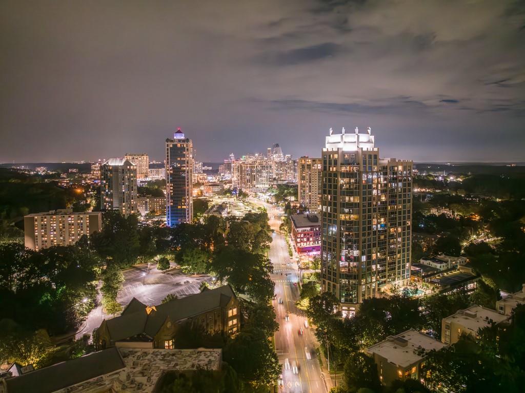 2795 Peachtree Road NE Unit 1801