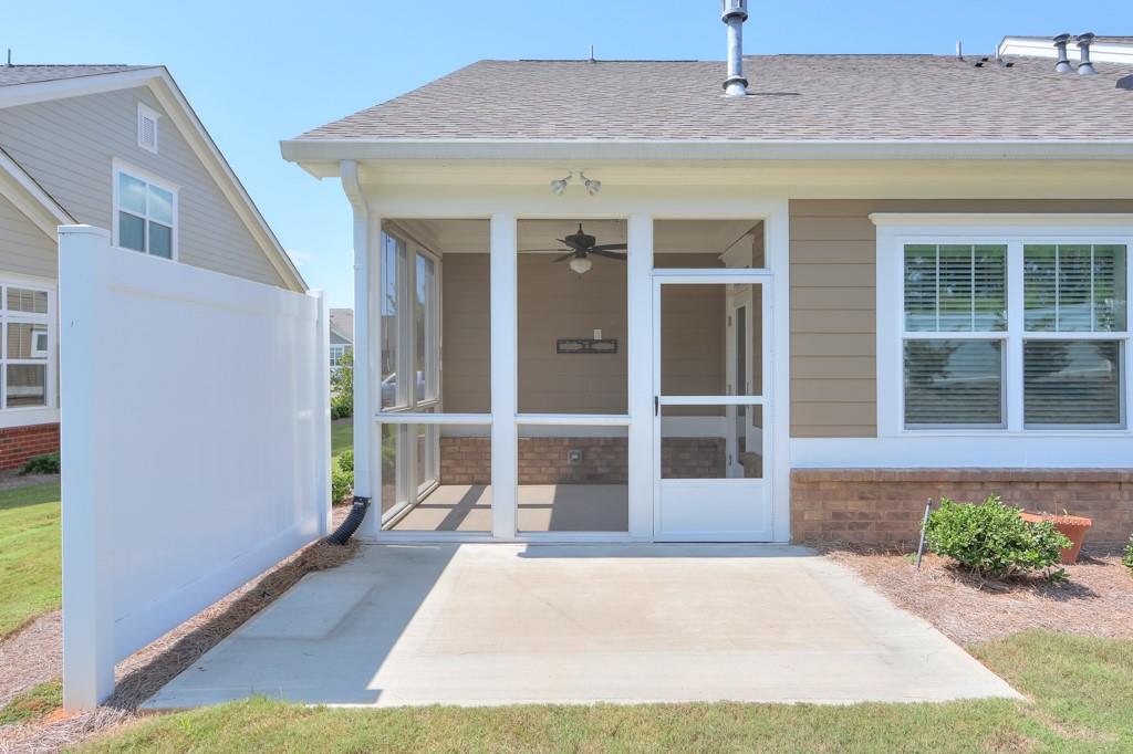 1401 Lexington Green Pines