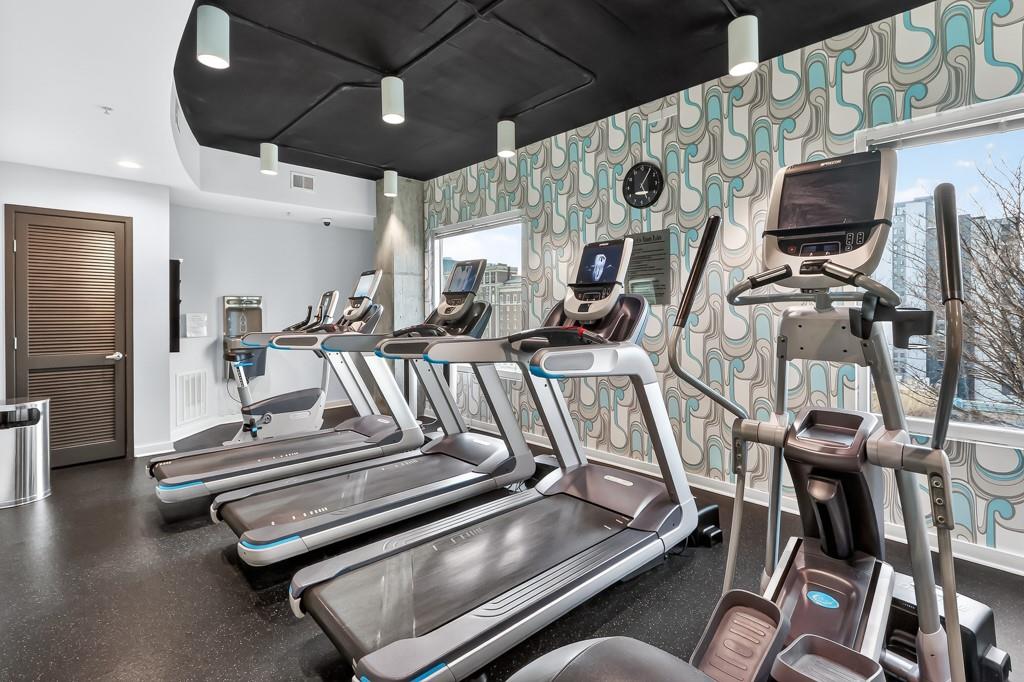 860 Peachtree Street NE Unit 1604