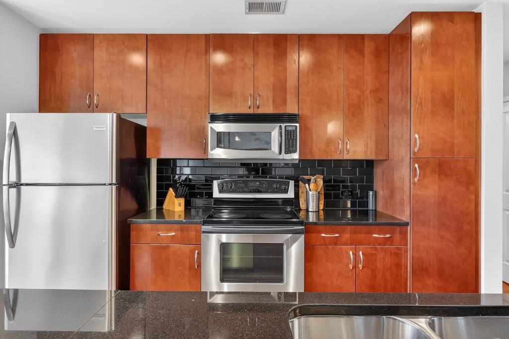 860 Peachtree Street NE Unit 1604