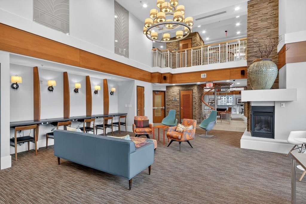 860 Peachtree Street NE Unit 1604