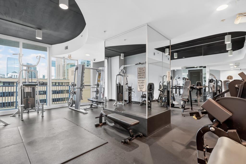 860 Peachtree Street NE Unit 1604