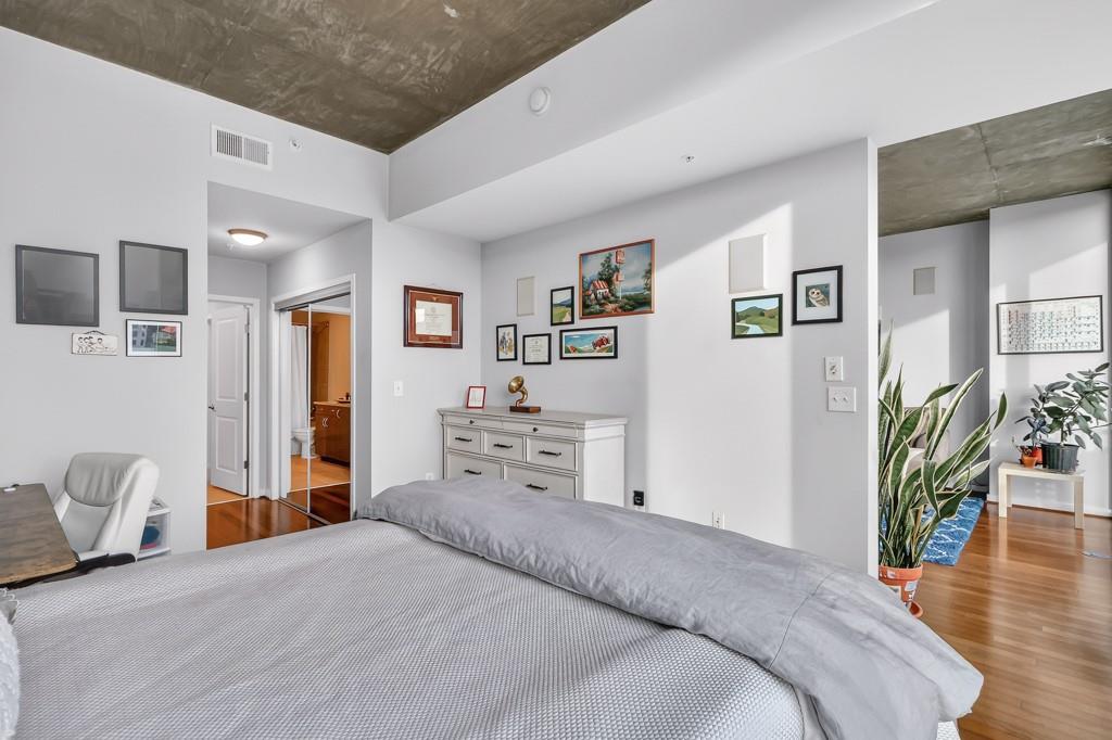 860 Peachtree Street NE Unit 1604