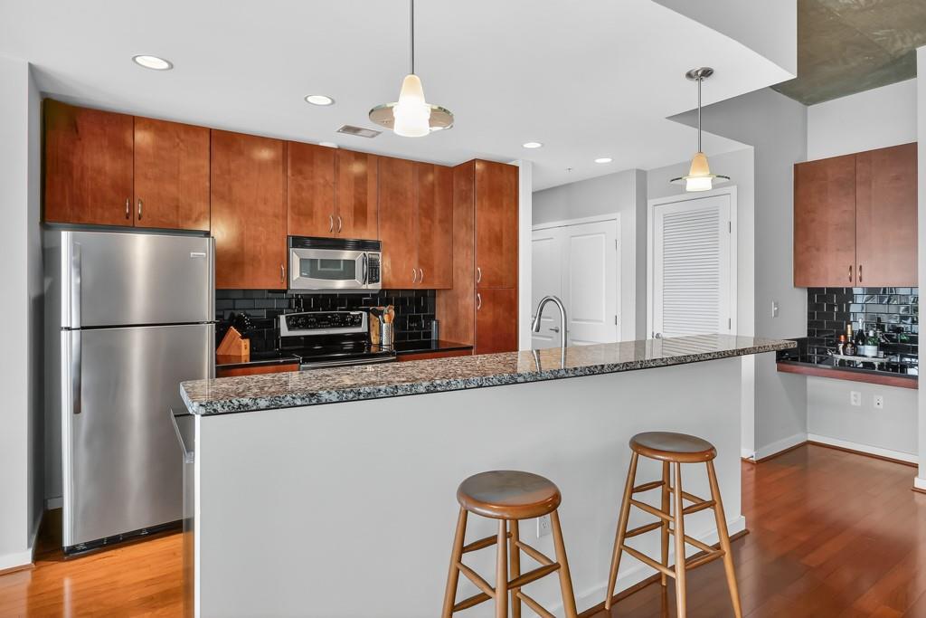 860 Peachtree Street NE Unit 1604