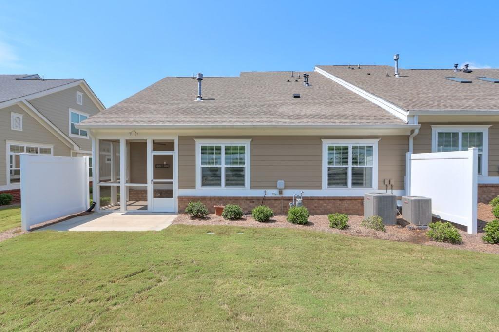 1401 Lexington Green Pines