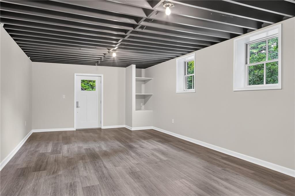 350 Shadowlawn Road SE