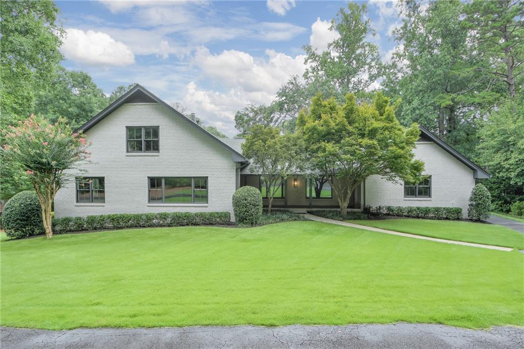 350 Shadowlawn Road SE