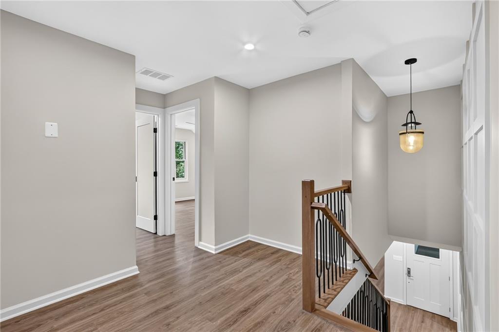 350 Shadowlawn Road SE