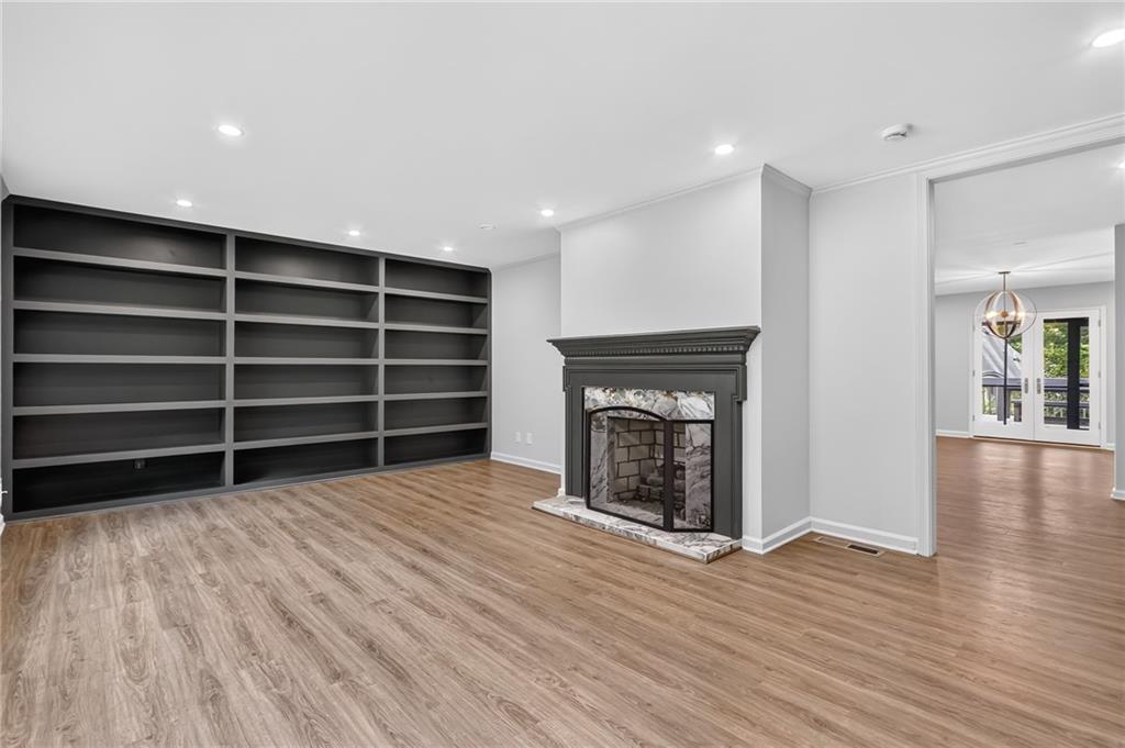 350 Shadowlawn Road SE