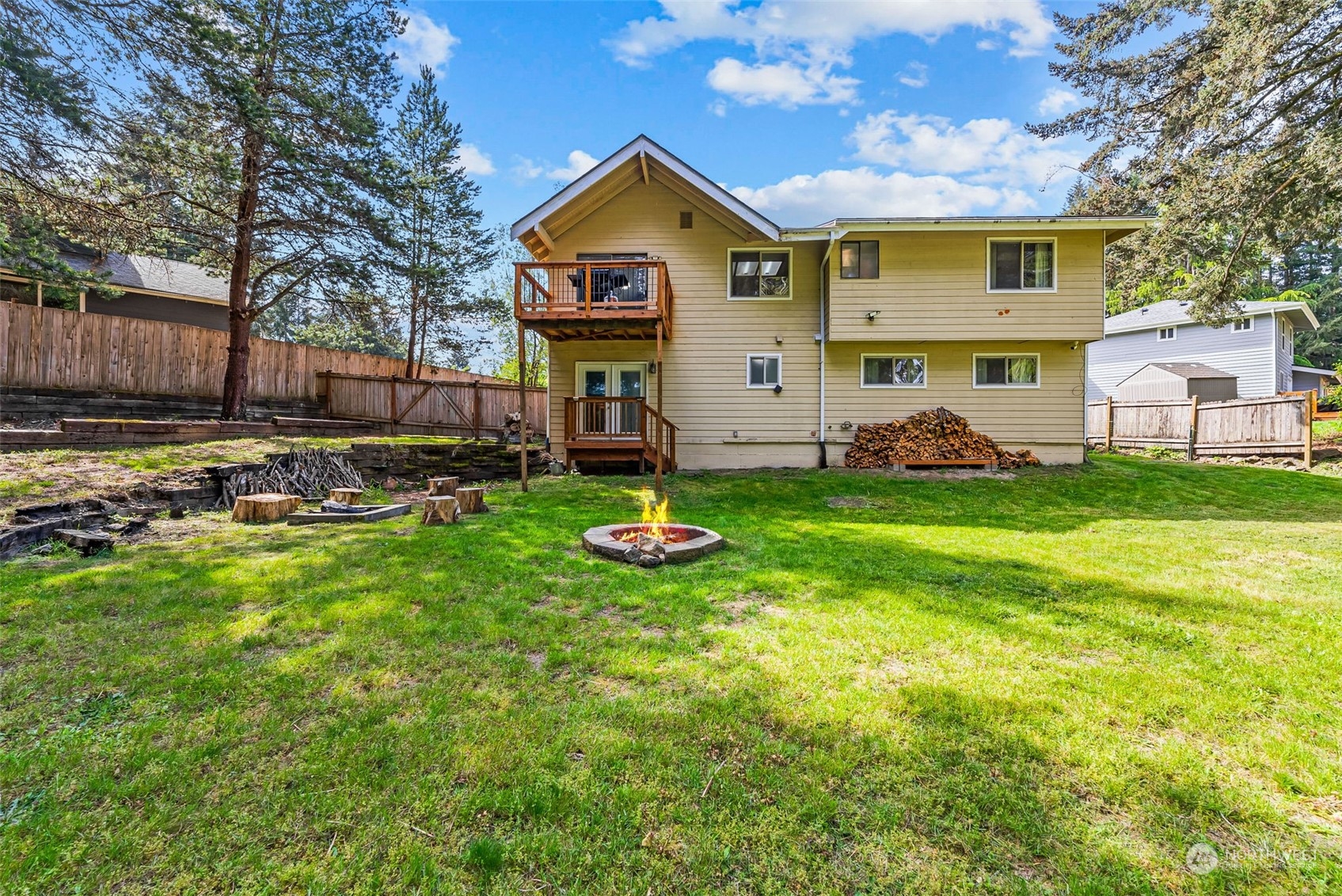 596 SW Littletree Circle