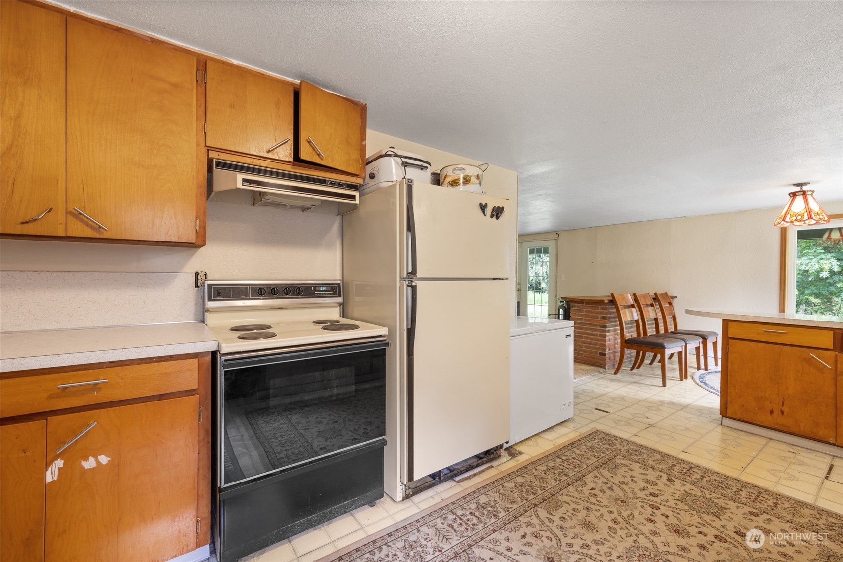 871 SE Mill Creek Rd