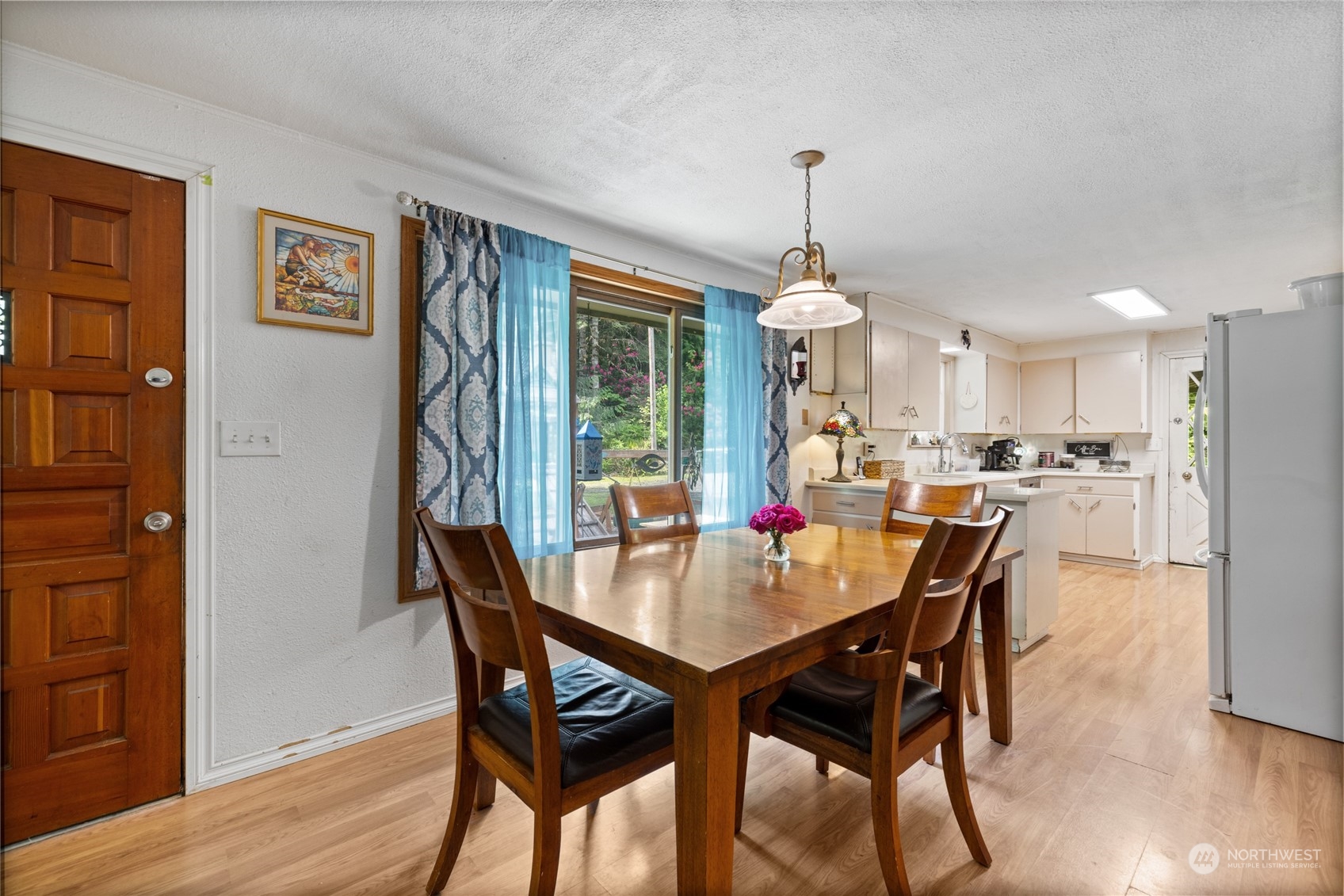 871 SE Mill Creek Rd