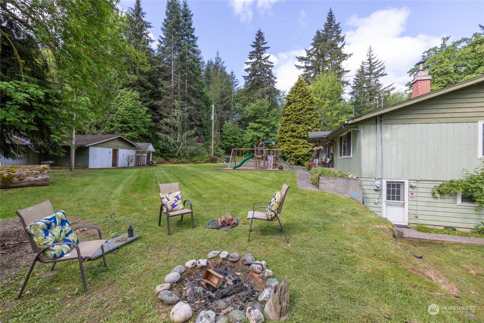 871 SE Mill Creek Rd