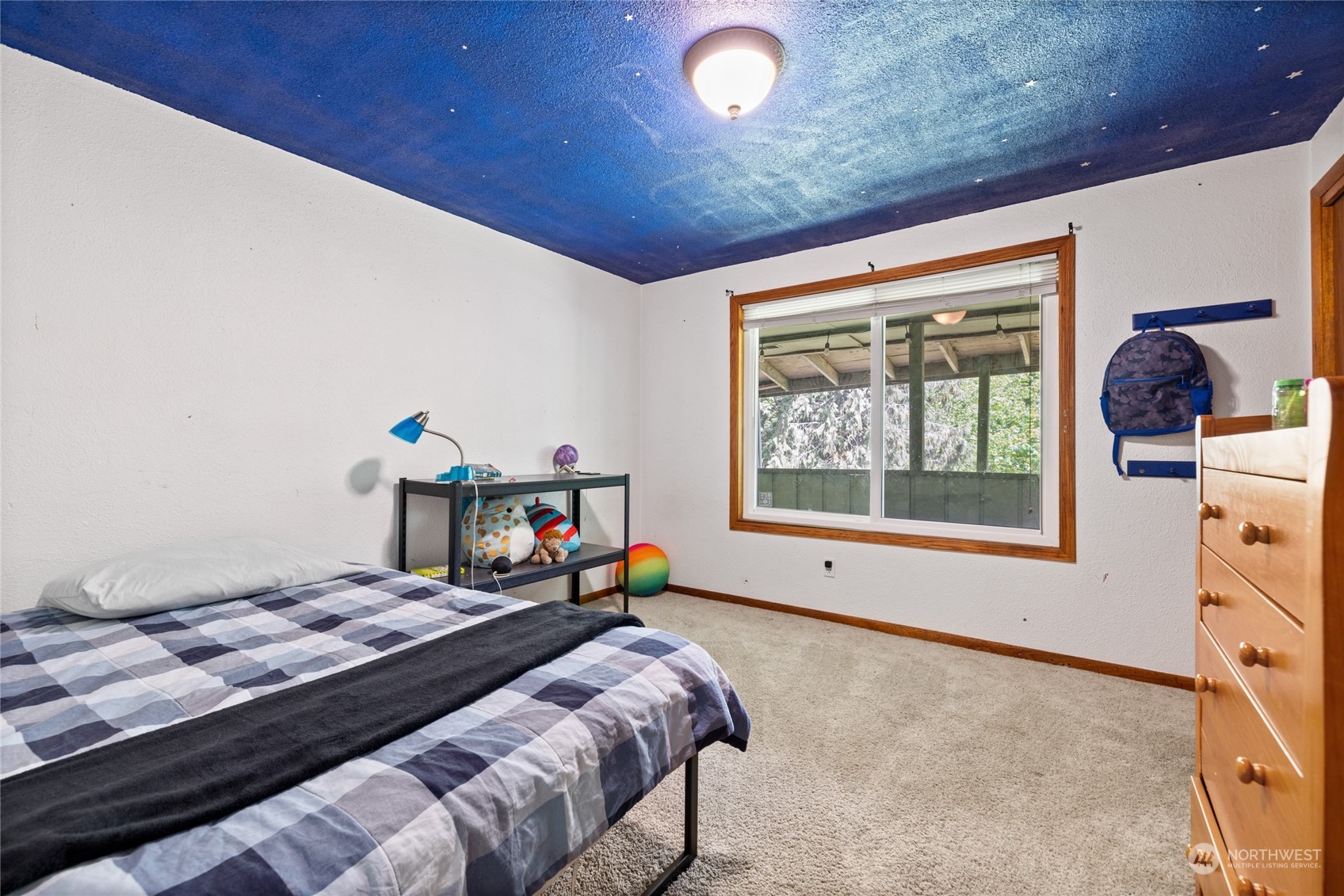 871 SE Mill Creek Rd