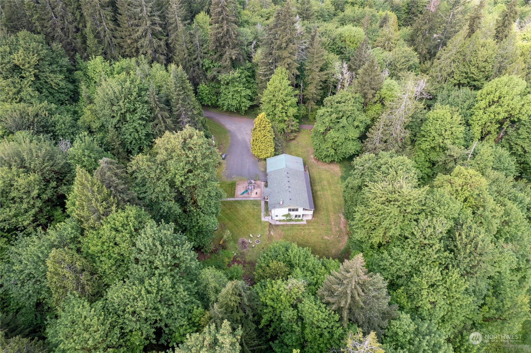 871 SE Mill Creek Rd